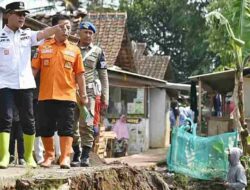 Kabupaten Bandung Dihantam Banjir dan Longsor, Ini Pesan Bupati untuk Warga