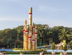 Menikmati Keindahan Alam dan Sejarah Tugu Digulis di Kalimantan Barat