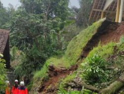 TPT Longsor Timpa Rumah, BPBD Sumedang Minta Warga di Dayeuhluhur Tetap Waspada