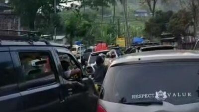 H-2 Lebaran, Arus Lalin di Jalur Selatan Nagreg Ramai Lancar Polisi Berlakukan One Way