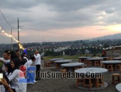 Kasat Lantas Polres Cimahi, Terpukau Keindahan Inn Coffee Pamulihan Sumedang pada Malam Hari