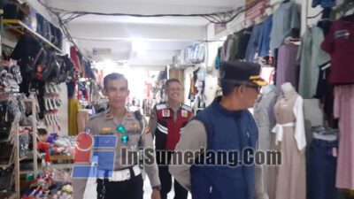 Cegah Gangguan Kamtibmas, Polsek Sumedang Utara Patroli ke Pasar Sandang Sumedang