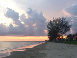 Menikmati Keindahan Pantai Siring Pagatan di Kalimantan Selatan