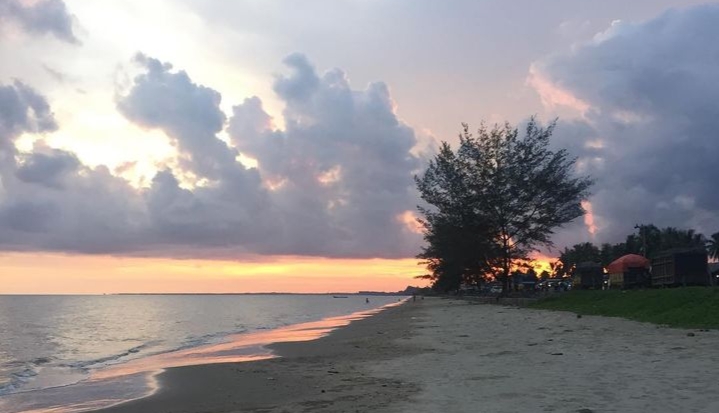 Pantai Siring Pagatan