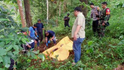 Pemburu di Sumedang Temukan Kerangka Manusia Tanpa Identitas di Hutan Cirandeg