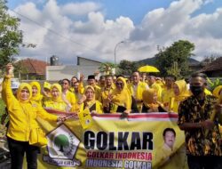 Menjadi Partai Paling Meriah di Sumedang Setelah PDIP, Golkar Daftarkan Bacaleg dengan Konvoi