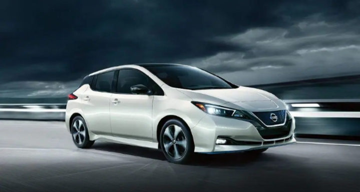 Mobil LIstrik Nissan Leaf