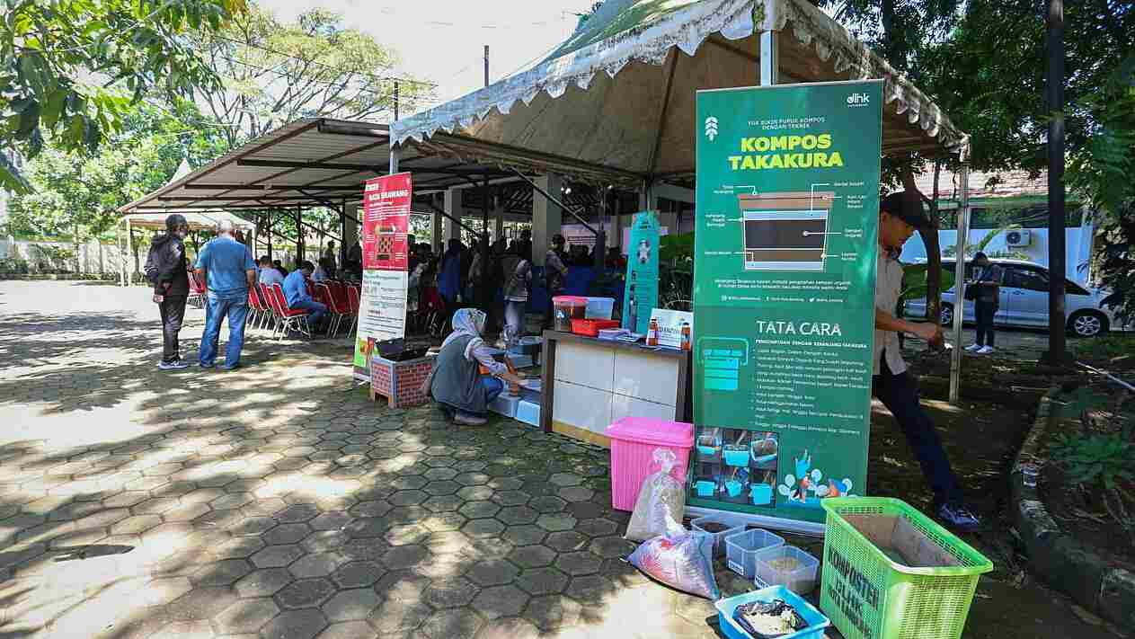 Bank Sampah Gandeng Akademika