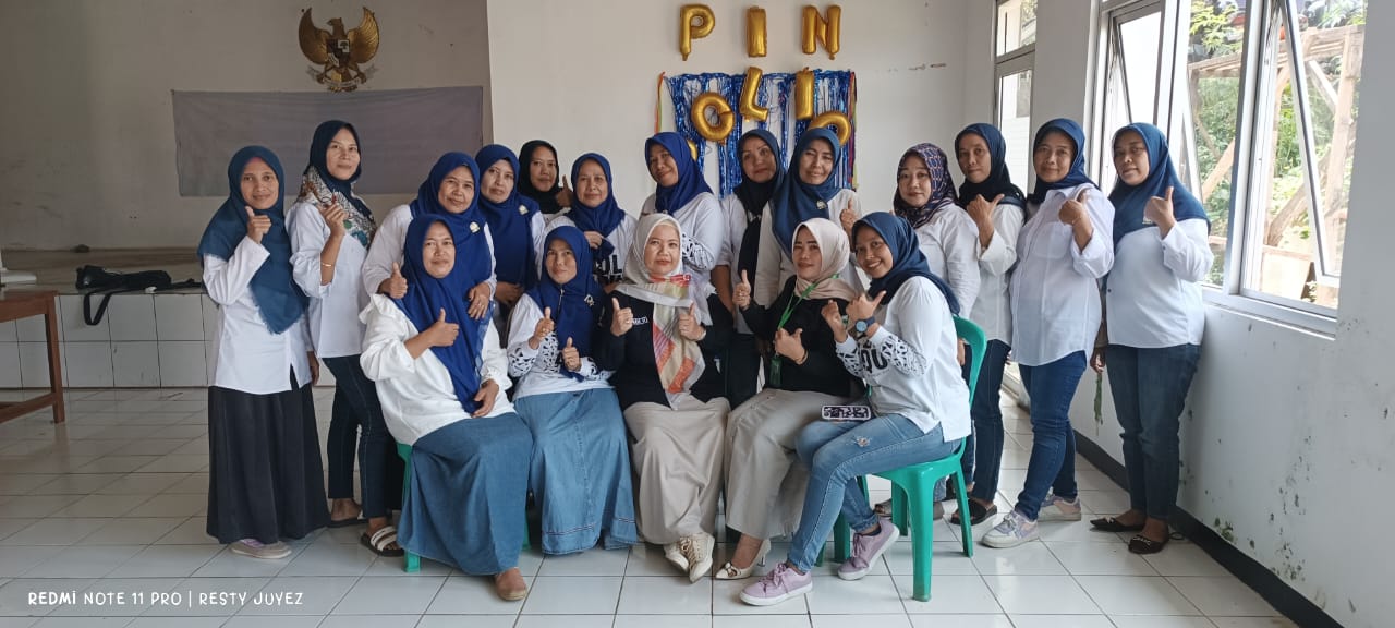 Kader Posyandu Pelangi