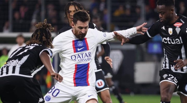 Messi ke Barcelona