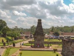 Menjelajahi Keindahan Candi Penataran, Destinasi Wisata Sejarah dan Seni di Jawa Timur