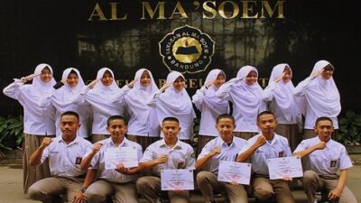Tahun Ajaran Baru Didepan Mata, Yu Pelajari Bedanya Boarding School dengan Pesantren Modern