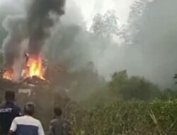 Breaking News! Helikopter Jatuh di Area Perkebunan Rancabali Bandung