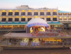 Nikmati Keindahan Alam dan Budaya Dayak di Kapuas River Cruise, Destinasi Wisata Terbaik di Kalimantan Barat