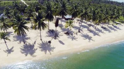 Pantai Tanah Kuning Kalimantan Utara