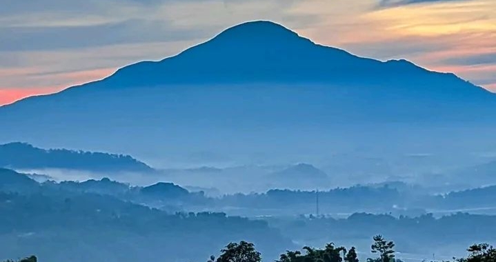 Keindahan Alam Gunung Tampomas