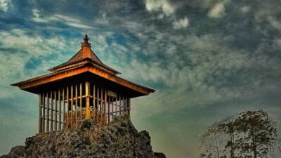 Taman Wisata Goa Sunyaragi