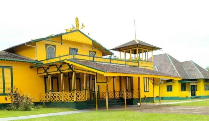 Keraton Kerajaan Matan Tanjungpura