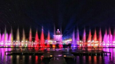 Pesona Taman Air Mancur Sri Baduga di Jawa Barat