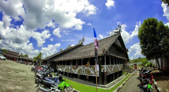 Wisata Budaya Pampang, Kalimantan Timur