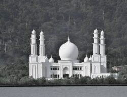 Masjid Agung Oesman Al-Khair: Pesona Wisata Ibadah di Kalimantan Barat