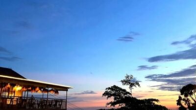 Wisata Negeri Jahetan Layar Kutailama