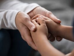 Mengenal Child Grooming: Proses Manipulasi Pikiran Anak yang Harus Diwaspadai