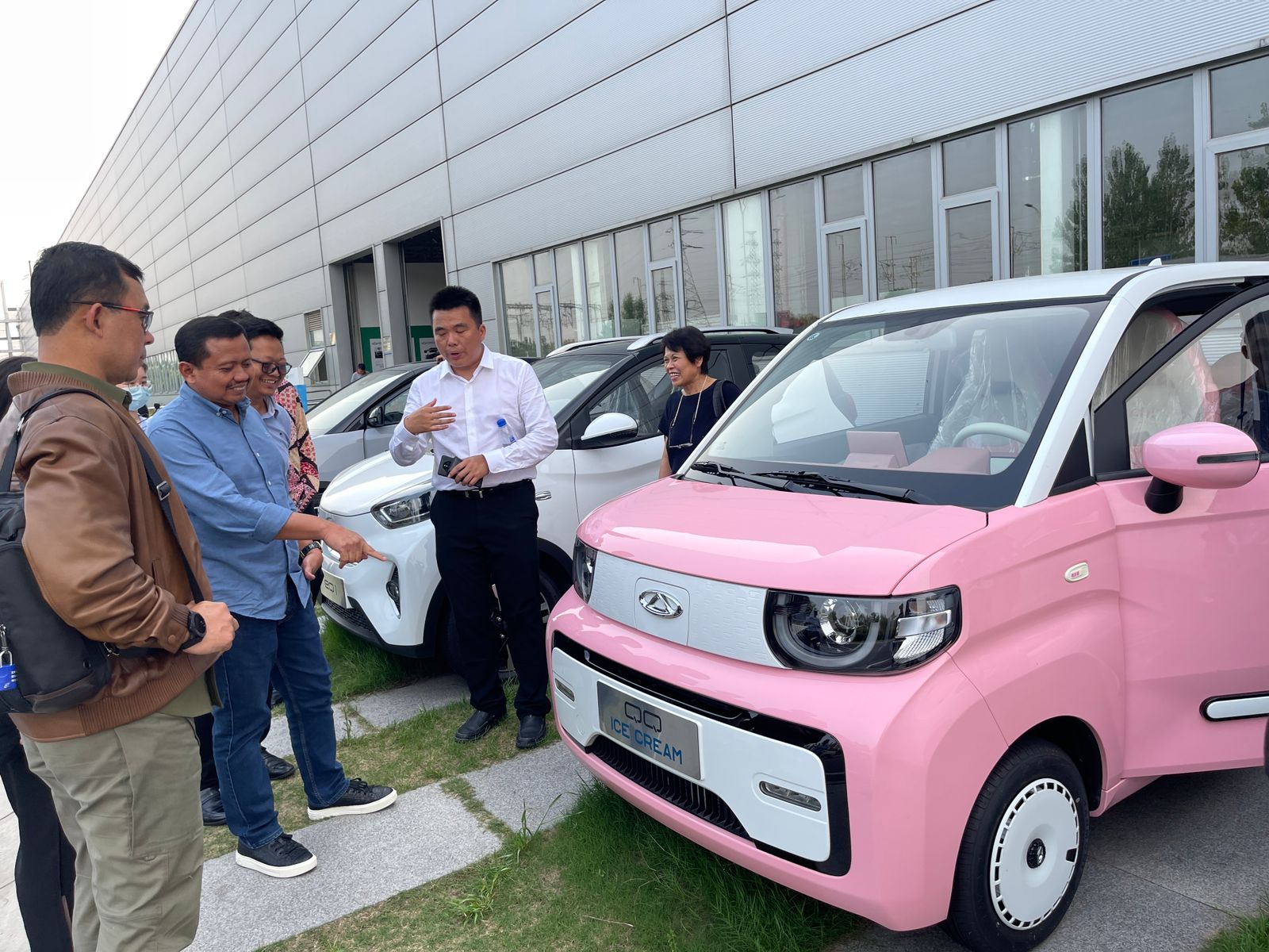 Mobil Cina