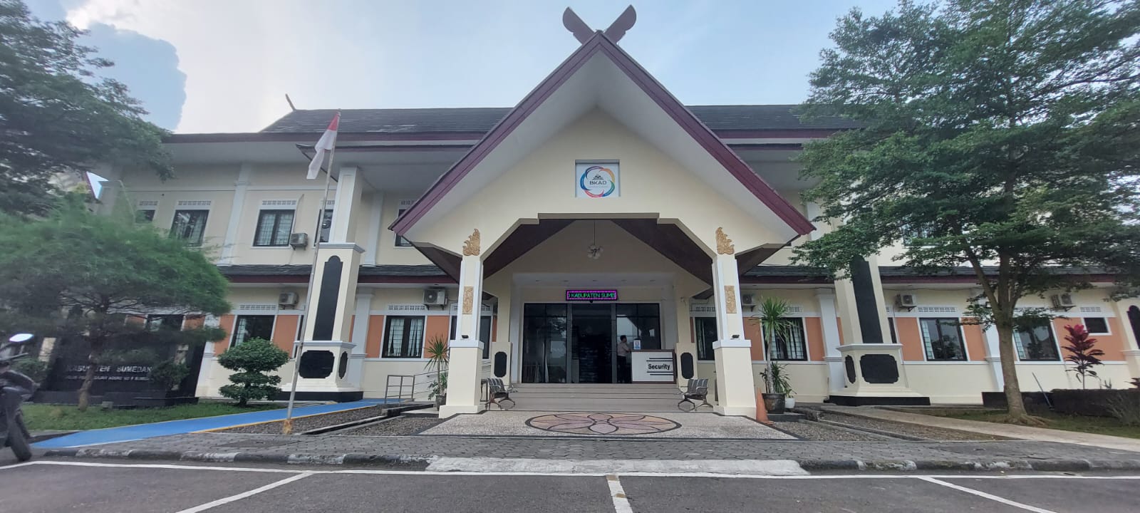 Gaji 13 Akan Cair