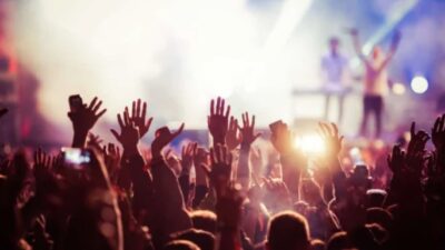 Manfaat Menonton Konser Musik Bagi Kesehatan Fisik dan Mental, Umur Makin Panjang!