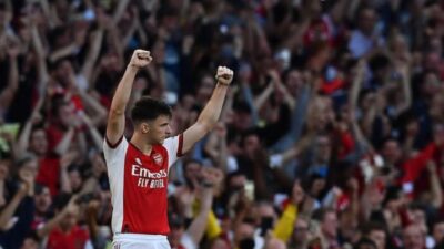 Newcastle United Siap Mengajukan Penawaran Kepada Kieran Tierney: Perkembangan Transfer Terbaru dan Minat Klub Lain