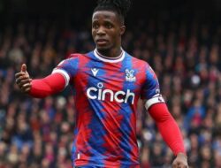 Masa Depan Wilfried Zaha: Ketertarikan Klub Arab Saudi dan Tantangan bagi Crystal Palace