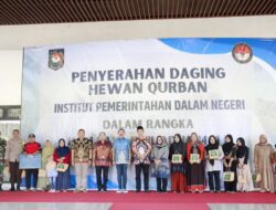 Peringati Idul Adha, IPDN Salurkan 25 Ekor Sapi dan 51 Ekor Domba Kepada Mustahik
