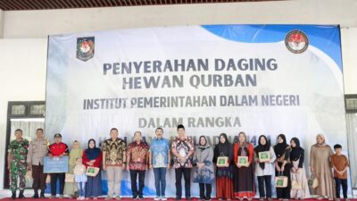 Peringati Idul Adha, IPDN Salurkan 25 Ekor Sapi dan 51 Ekor Domba Kepada Mustahik