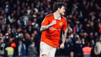 Victor Lindelof dalam Misi Manchester United