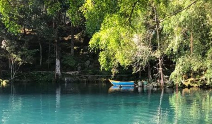 Telaga Biru Cicerem Jawa Barat