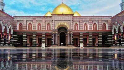 Masjid Kubah Emas Kota Depok