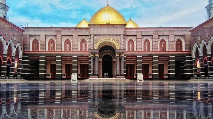 Masjid Kubah Emas Kota Depok
