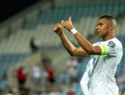 Liverpool Siap Membuat Rekor Transfer Dunia dengan Mengamankan Kylian Mbappe dari Paris Saint-Germain