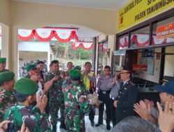 Beri Kejutan, Puluhan Anggota Koramil Tanjungsari Geruduk Mapolsek Pamulihan Sumedang
