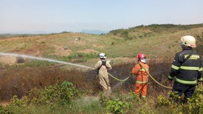Area Tol Cisumdawu kebakaran