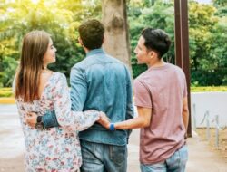 Mengatasi Cinta Segitiga: Menavigasi Perasaan Rumit dalam Hubungan
