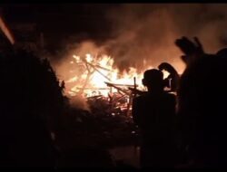 Rumah Lansia di Sumedang Kebakaran, Uang Puluhan Juta dan Emas 82 Gram Hangus Terbakar