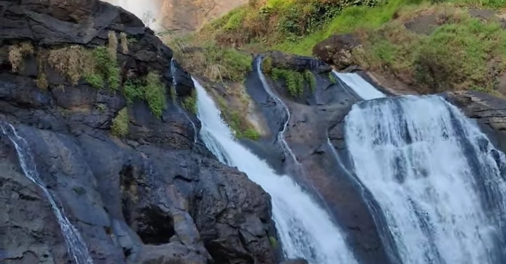 Wisata Curug Cikanteh