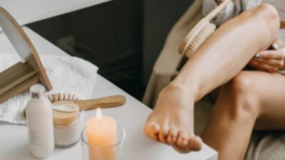 cara membersihkan daki