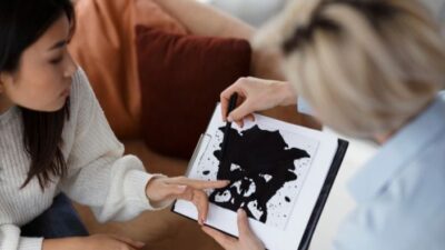 Mengungkap Keunikan Rorschach Test