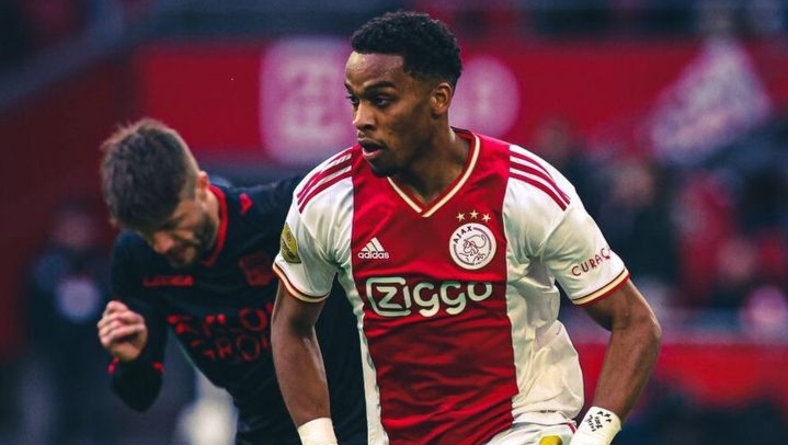Arsenal Memfinalisasi Kepindahan Bek Ajax Jurrien Timber