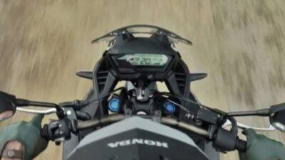 Mengendarai Sepeda Motor dengan Kopling