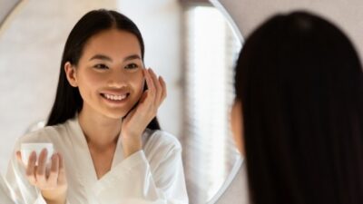 Mengatasi Kulit Kering dengan Emolien