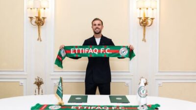 Henderson Resmi ke Al Ettifaq